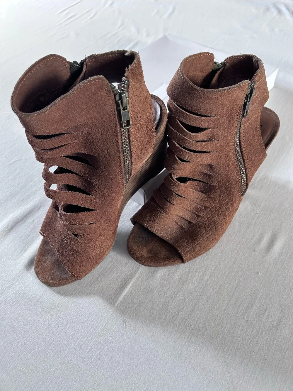 Diba Brown Suede Open-Toe Strappy Wedge Sandals with Side Zipper